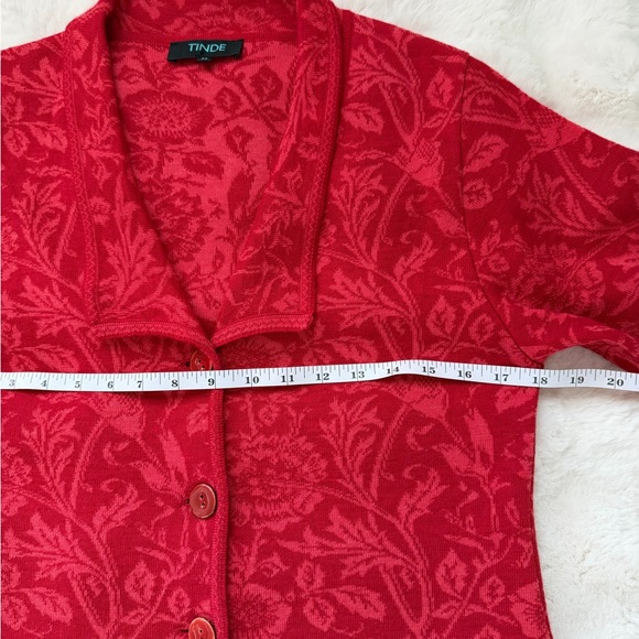 TINDE Extrafine Merino Wool Chic Red Floral Jacquard Pattern Cardigan Jacket -M - Picture 14 of 16